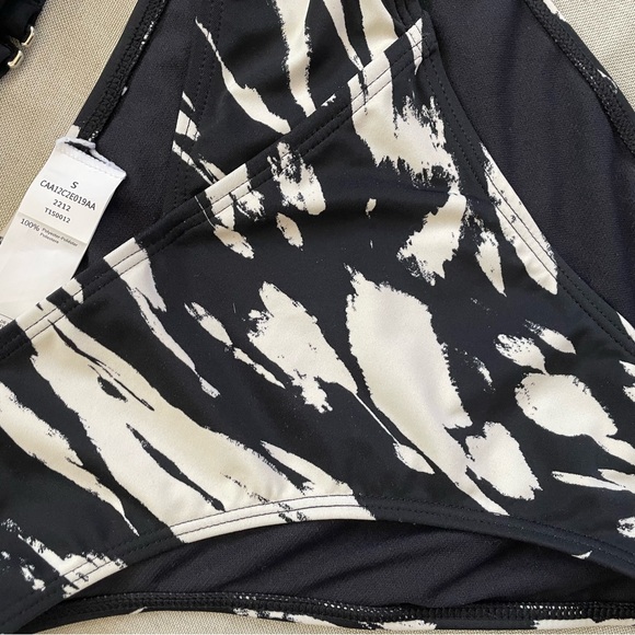 New Bikini Top & Bottoms Size Small - Picture 5 of 7